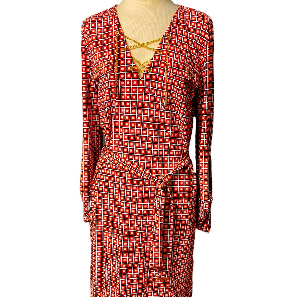 EUC Michael Kors daywear dress. Gold detail, belted. Geometric pattern NICE